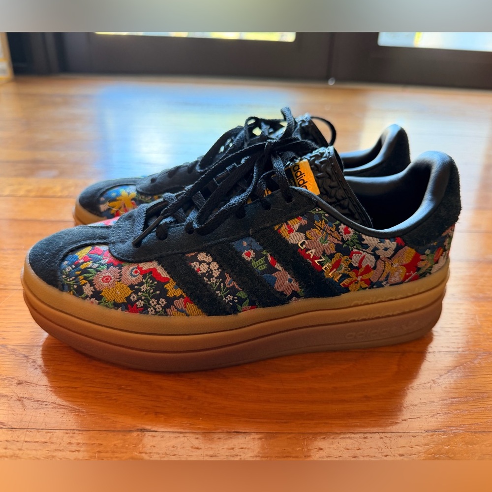 Adidas Gazelle Bold x Liberty London Floral Embroidery sneaker black size 6.5 - Picture 9 of 9